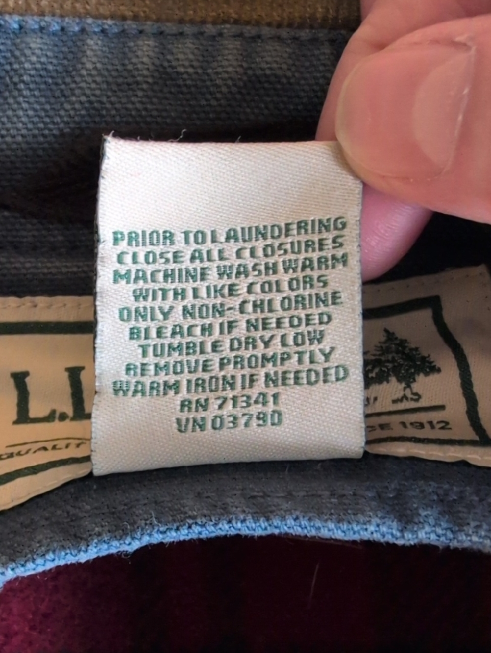 L.L. Bean Vintage Blanket Lined Chore Barn Coat Size Large - Picture 15 of 15